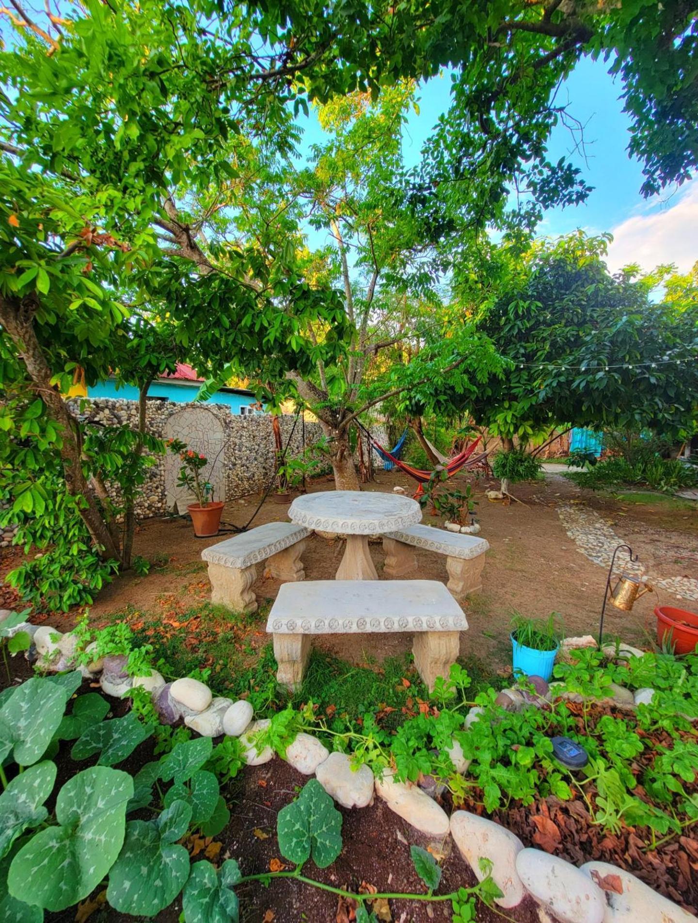 Green'S Palace Jamaica Oracabessa Екстериор снимка